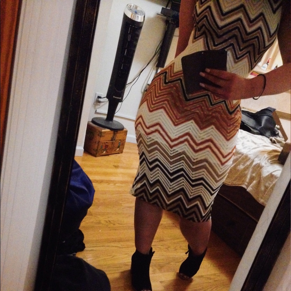 Lace/Crochet midi dress